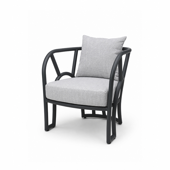LANTAU LOUNGE CHAIR